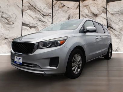 Used 2016 Kia Sedona LX