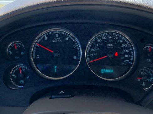 Used 2012 Chevrolet Tahoe LT RWD image 19