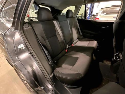 Used 2022 Subaru Outback Premium image 27