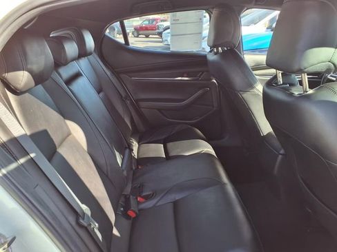 Used 2023 MAZDA MAZDA3 s image 23