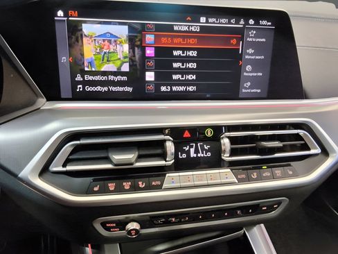Used 2022 BMW X5 xDrive40i w/ Premium Essential Package AWD/4WD image 24
