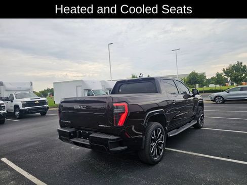 Used 2025 GMC Sierra EV Denali AWD/4WD image 5