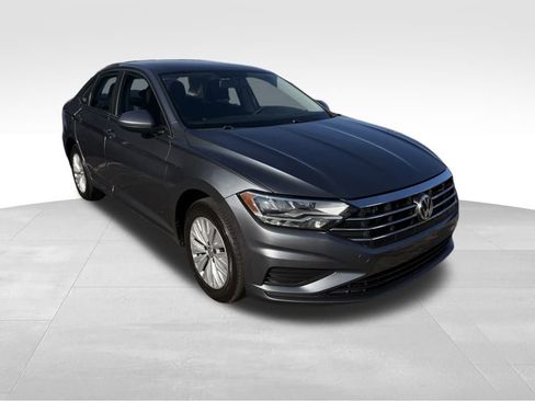 Used 2019 Volkswagen Jetta S w/ Driver Assistance Package image 4