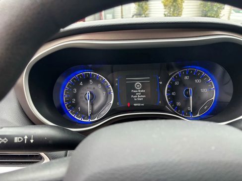 Used 2018 Chrysler Pacifica Touring Plus w/ Tire & Wheel Group image 48