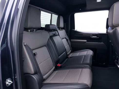 Used 2024 Chevrolet Silverado 1500 ZR2 w/ Technology Package image 42