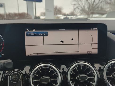 Used 2024 Mercedes-Benz GLA 35 AMG 4MATIC image 24