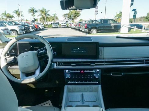 Used 2024 Hyundai Santa Fe Calligraphy image 12