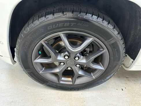 Used 2019 Jeep Grand Cherokee Limited X AWD/4WD image 12