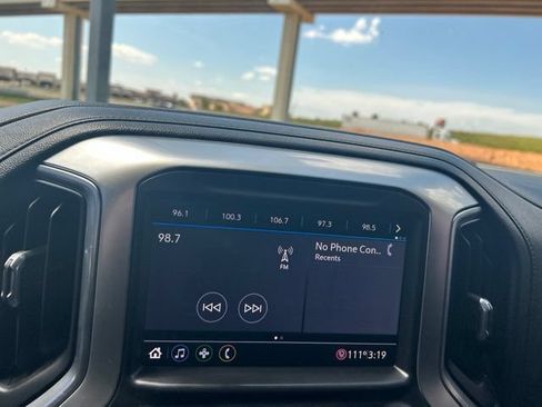 Used 2020 Chevrolet Silverado 1500 LT AWD/4WD image 26