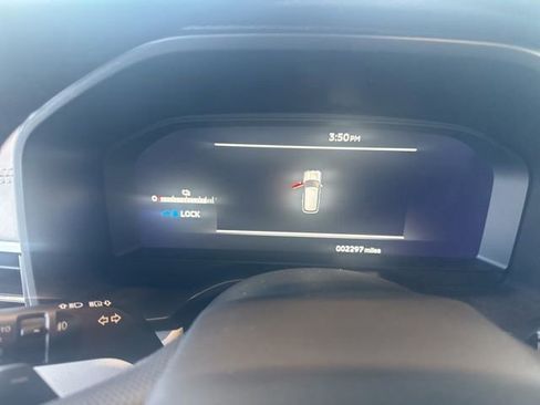 Used 2025 Mitsubishi Outlander SEL image 7