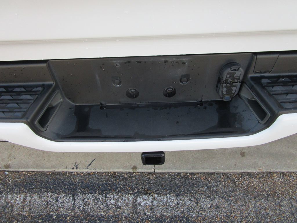 Used 2023 RAM 1500 Lone Star AWD/4WD image 16