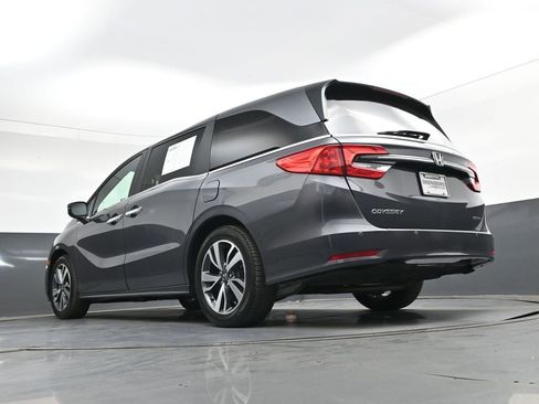 Used 2023 Honda Odyssey Touring image 42