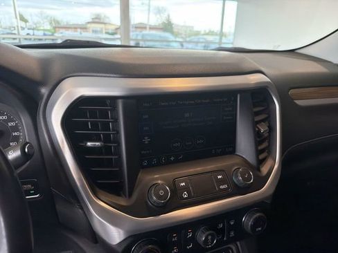 Used 2020 GMC Acadia SLE image 24