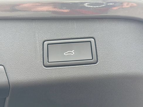 New 2026 Volkswagen ID.4 Pro S Plus AWD/4WD image 19
