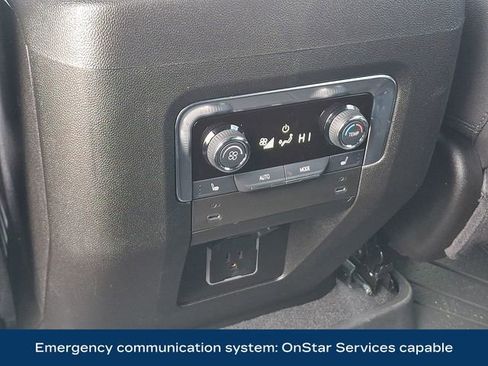 Used 2025 Chevrolet Suburban RST w/ Comfort Package AWD/4WD image 19