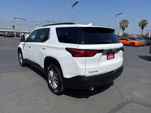 Used 2023 Chevrolet Traverse LT FWD image 5