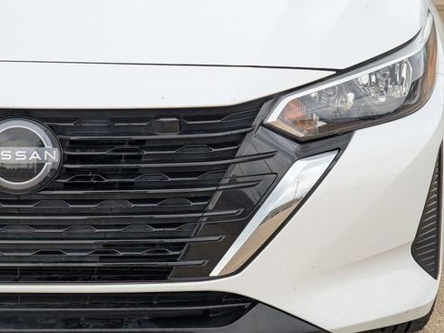 Used 2024 Nissan Sentra SV w/ Trunk Package image 9