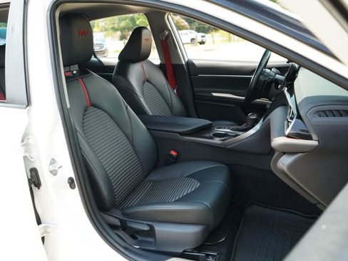 Used 2022 Toyota Camry TRD FWD image 13