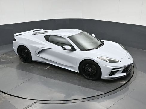 Used 2021 Chevrolet Corvette Stingray Preferred Cpe w/ Z51 Performance Package RWD image 50