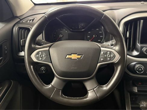 Used 2019 Chevrolet Colorado LT AWD/4WD image 18