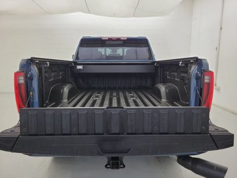 Used 2024 GMC Sierra 2500 Denali Ultimate w/ Max Trailering Package AWD/4WD image 10