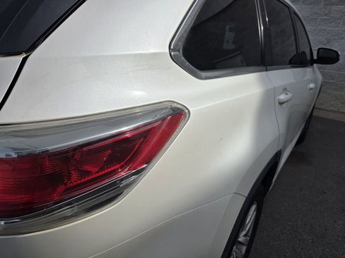 Used 2016 Toyota Highlander LE FWD image 6