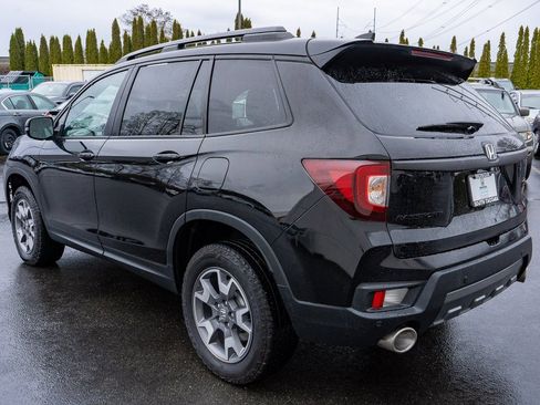 Used 2023 Honda Passport TrailSport image 10