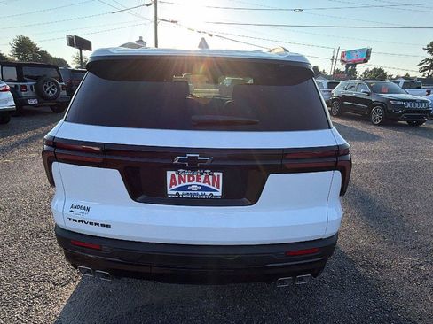 New 2027 Chevrolet Traverse LT w/ Midnight/Sport Edition FWD image 9