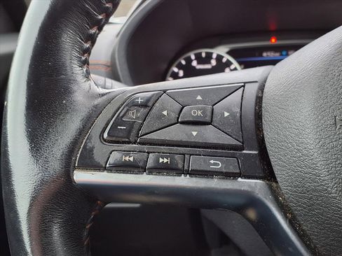 Used 2020 Nissan Sentra SR w/ Premium Package image 7