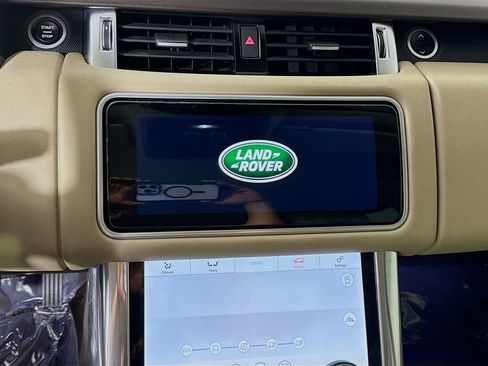 Used 2019 Land Rover Range Rover Sport HSE image 18