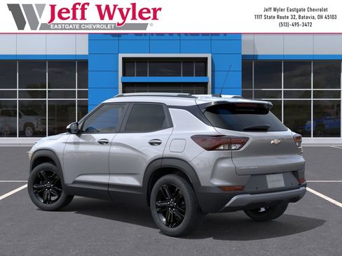New 2026 Chevrolet TrailBlazer LT FWD image 3