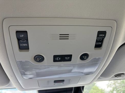 Used 2017 Lexus IS 200t w/ Navigation System Package RWD image 9