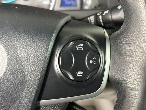 Used 2012 Toyota Camry XLE w/ Leather Pkg image 26