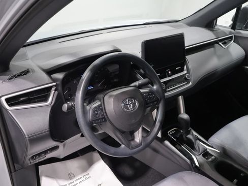 Certified 2024 Toyota Corolla Cross AWD Hybrid image 15