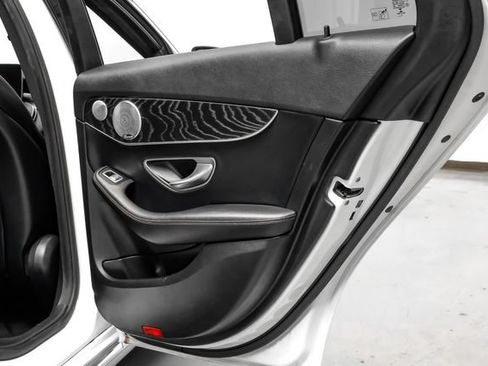 Used 2018 Mercedes-Benz C 300 Sedan w/ Multimedia Package image 41