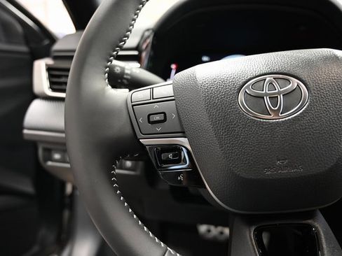 New 2026 Toyota Camry SE image 23