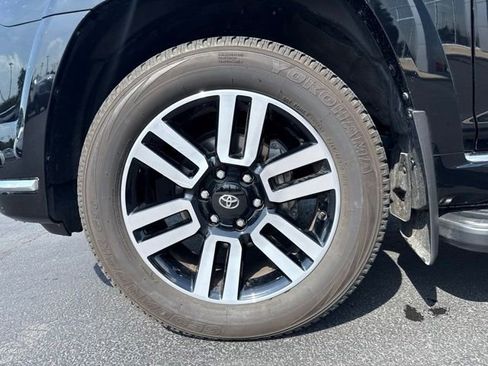 Used 2023 Toyota 4Runner Limited AWD/4WD image 10