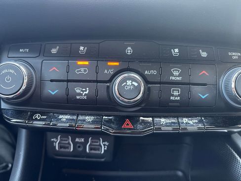 Used 2023 Dodge Durango GT AWD/4WD image 21
