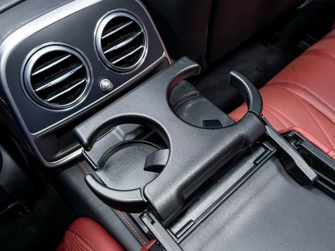 Used 2017 Mercedes-Benz S 63 AMG 4MATIC Cabriolet image 32