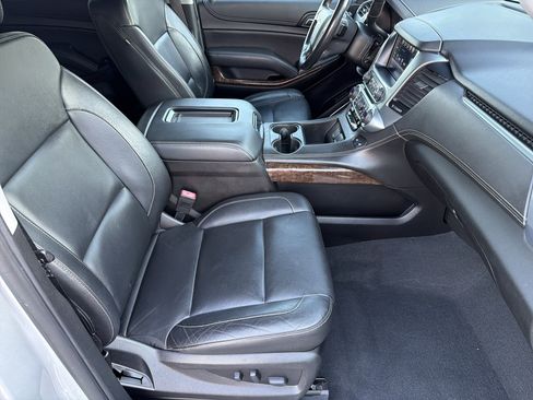 Used 2019 Chevrolet Tahoe LT image 14