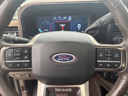 Used 2024 Ford F250 King Ranch AWD/4WD image 11