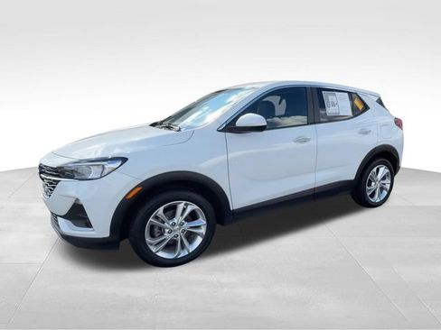 Certified 2022 Buick Encore GX Preferred w/ Cold Weather Comfort Package FWD image 4