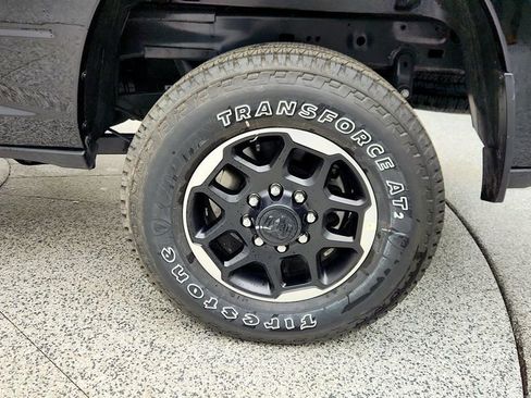 Used 2026 RAM 2500 Laramie AWD/4WD image 9