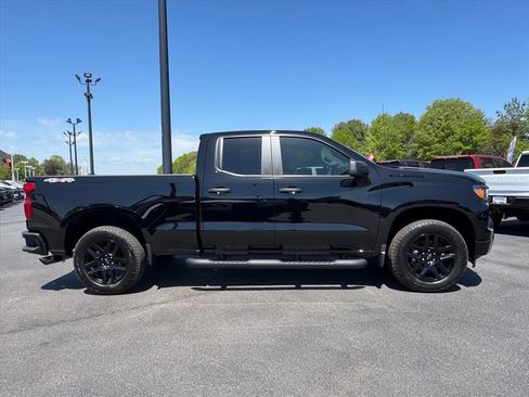 New 2026 Chevrolet Silverado 1500 Custom w/ Turbomax Blackout Package AWD/4WD image 2