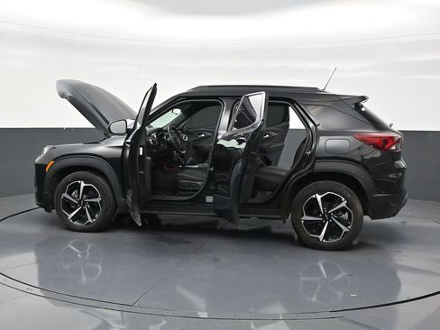 Used 2022 Chevrolet TrailBlazer RS FWD image 30