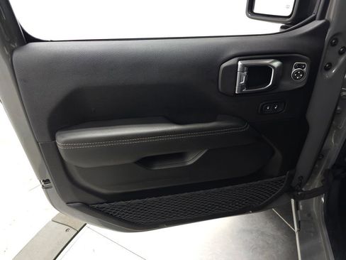 Used 2024 Jeep Wrangler Sahara w/ Technology Group image 16