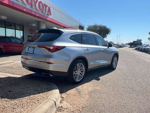 Used 2022 Acura MDX SH-AWD w/ Advance Package image 5