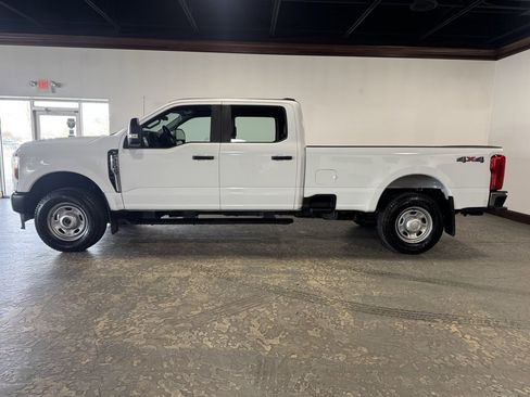 Used 2024 Ford F350 XL w/ FX4 Off-Road Package image 7