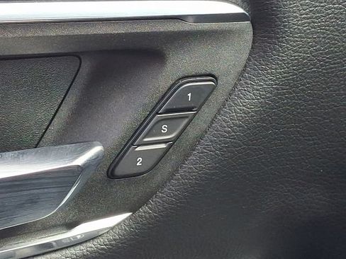 Used 2024 RAM 1500 Laramie AWD/4WD image 26