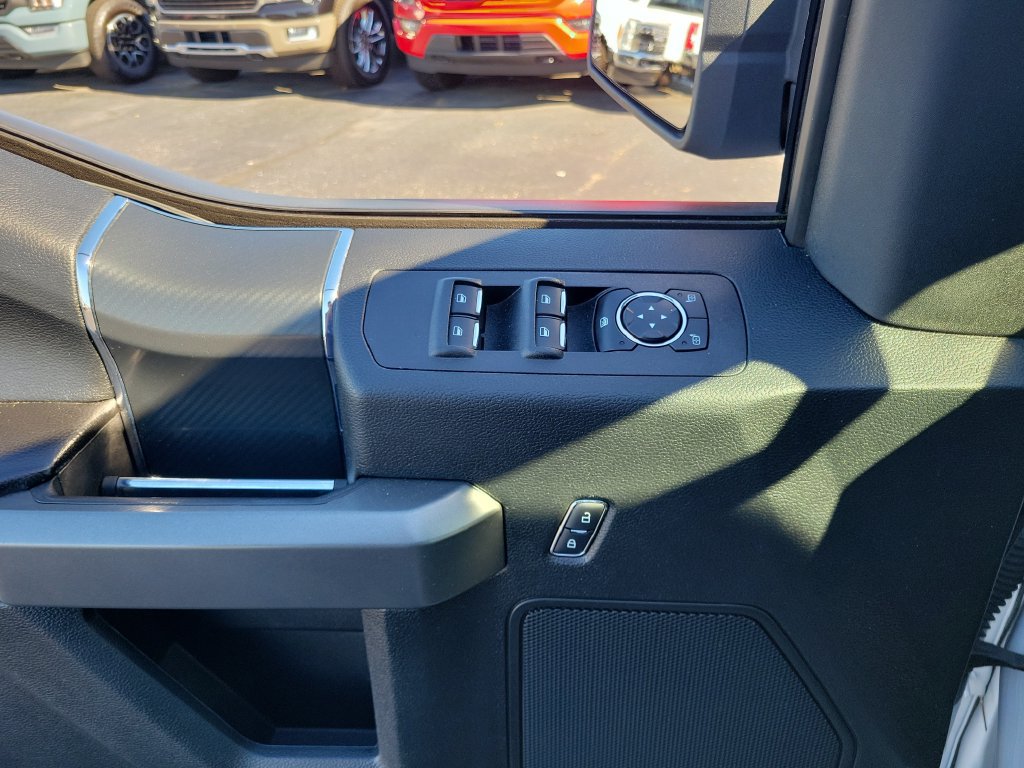 Certified 2019 Ford F150 XLT w/ Equipment Group 302A Luxury AWD/4WD image 20
